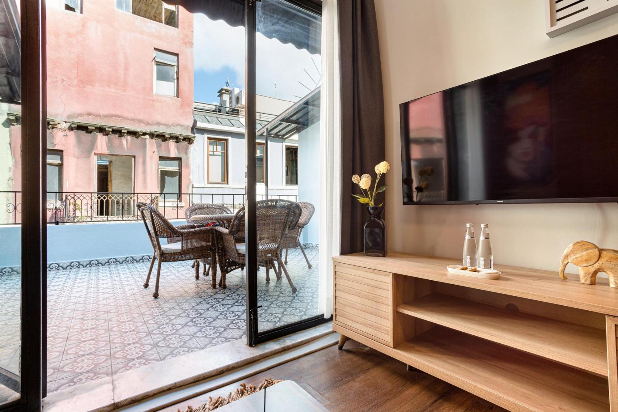 Port Galata Suites Istanbul Bagian luar foto