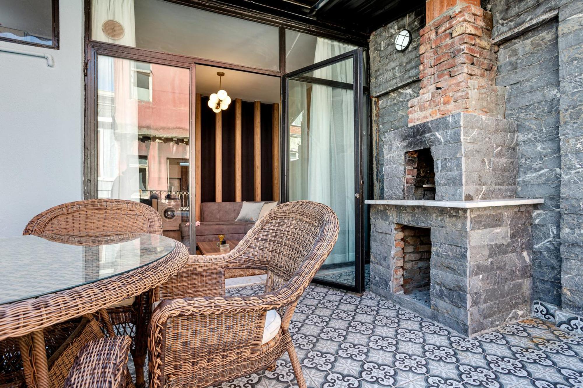 Port Galata Suites Istanbul Bagian luar foto